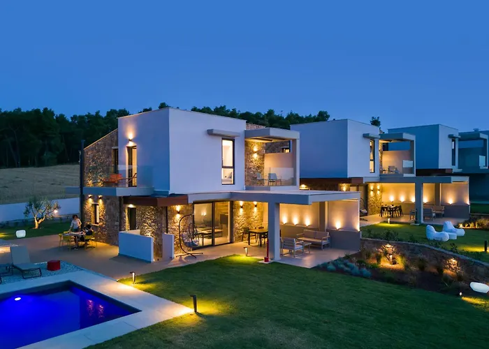 Sani E Belli By Halu!, Villas With Private Pool